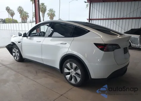 2023 Tesla Model Y Awd/Long Range Dual Motor All-Wheel Drive из США, поврежденный, VIN 7SAYGDEE2PF834036